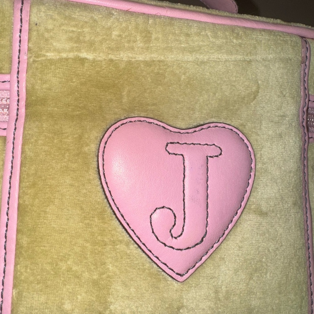 Rare Juicy Couture Velvet Cosmetic Case Y2K - Picture 3 of 10
